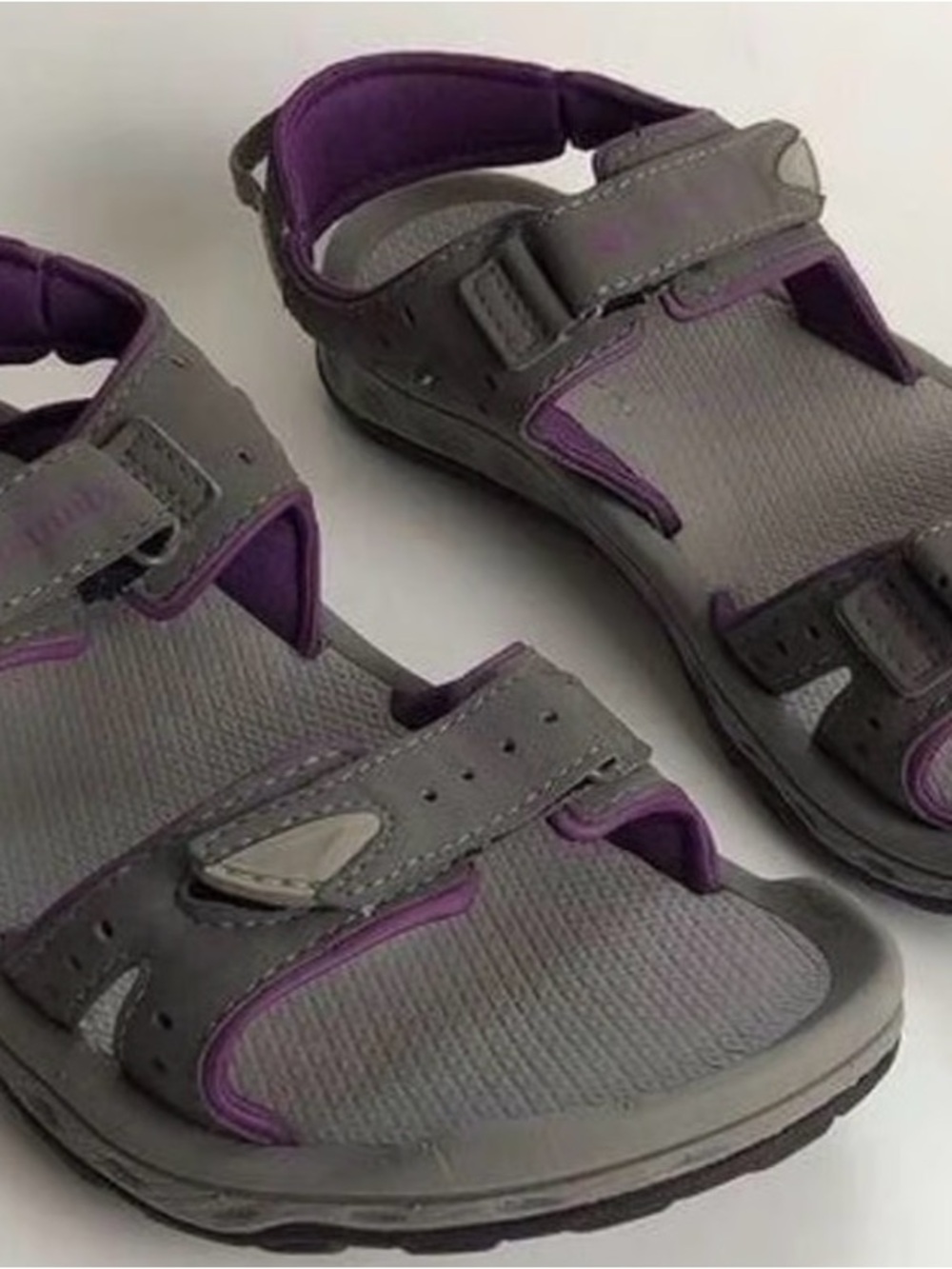 Columbia Tech lite Gray/Purple Trail Sandal Sole Hook/Loop Closure NEW SZ 9
